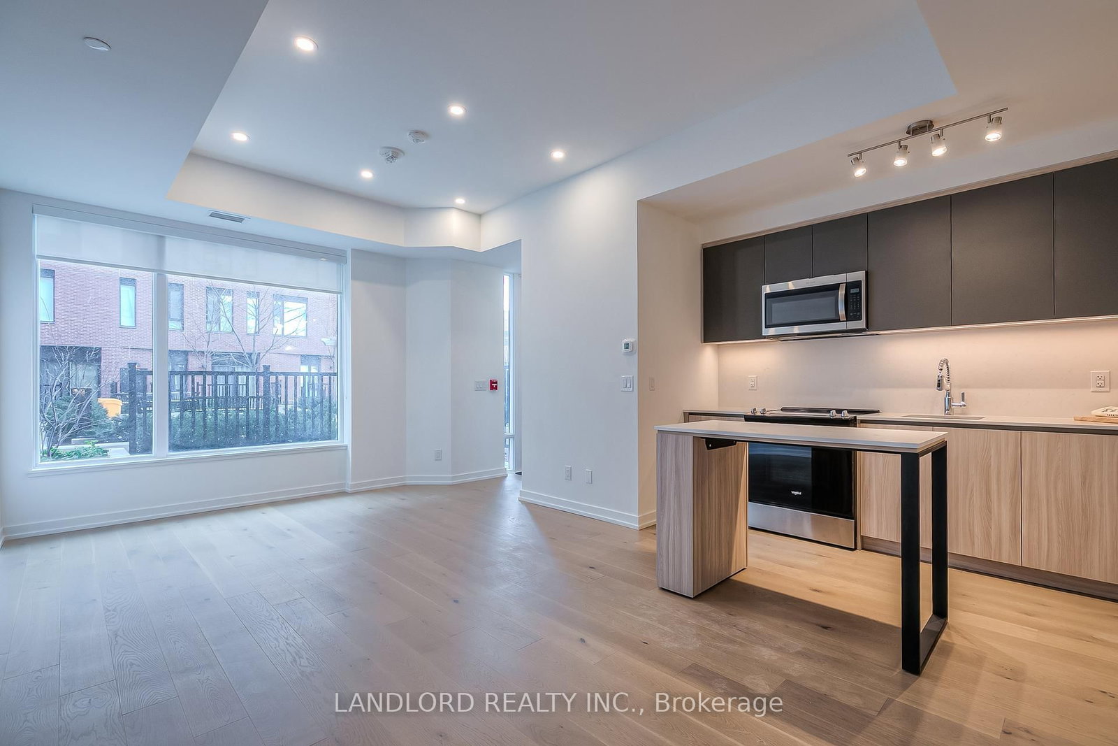 Condo for sale at 109-15 Maryport Avenue, Toronto, Ontario, M3M 0E1 - Downsview-Roding-CFB - MLS: W12993914