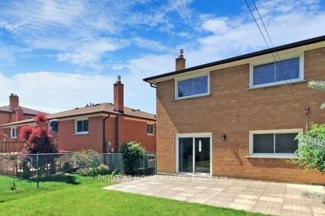 3631 Molly Avenue - Photo 7