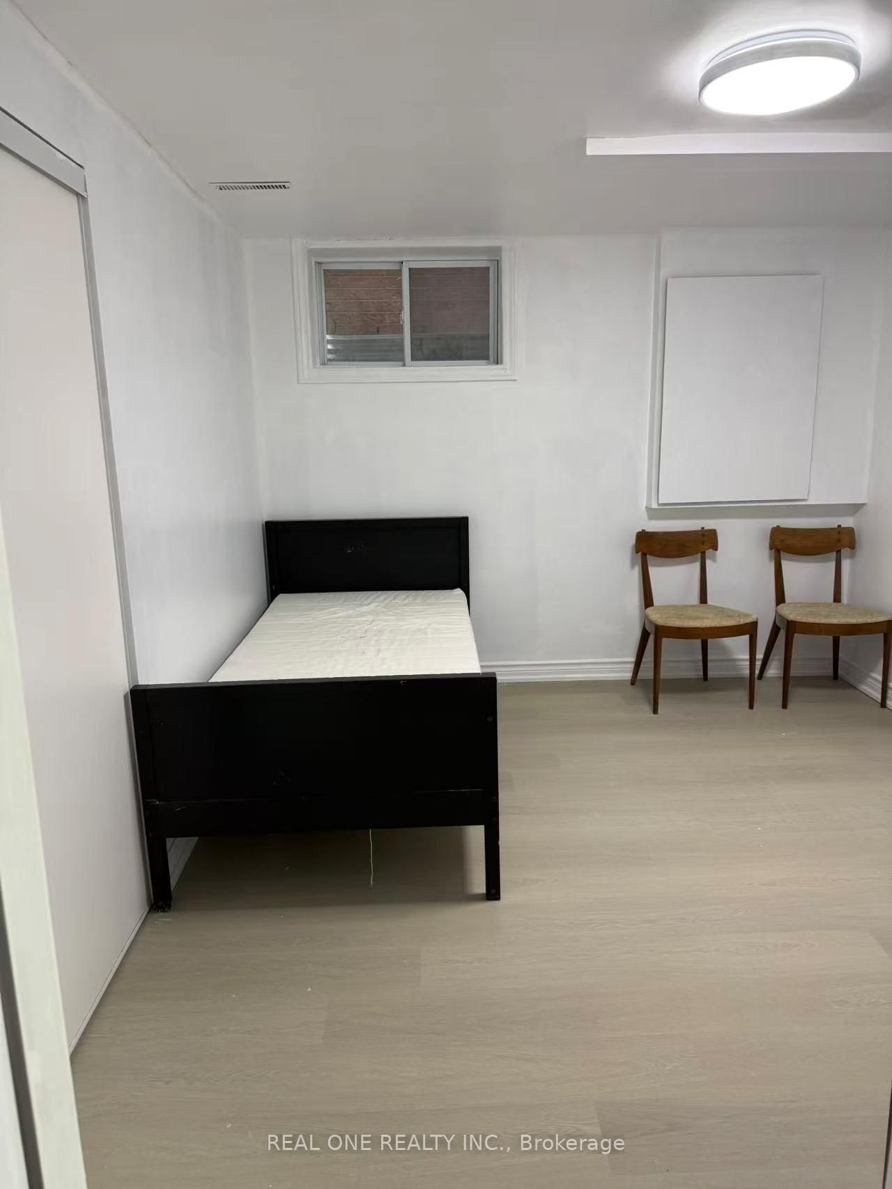 826 Winterton Way - Photo 8