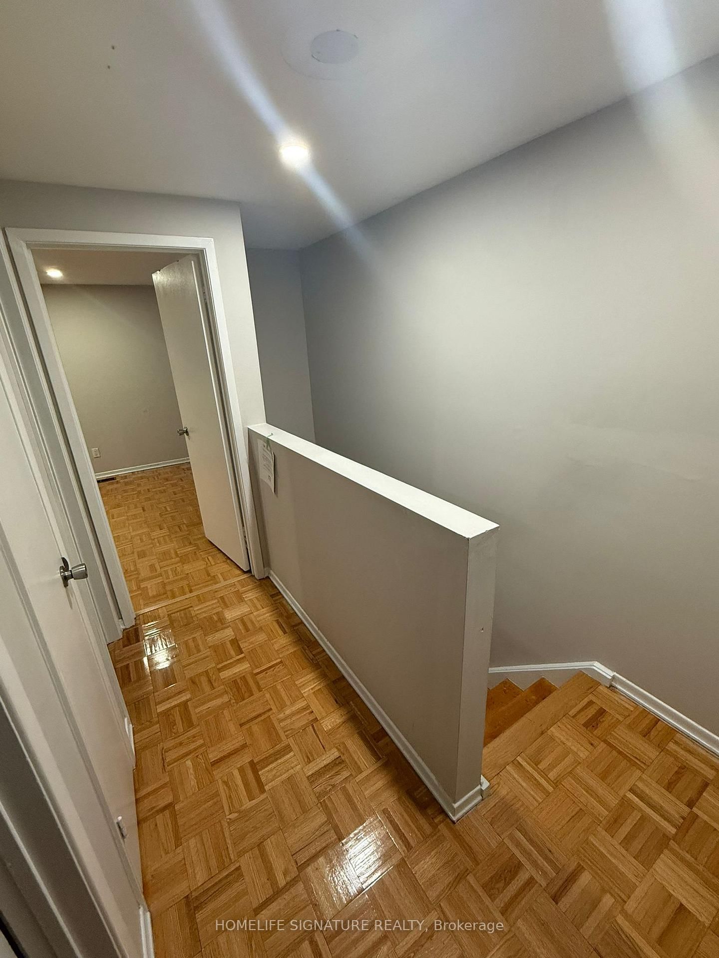 Townhouse for sale at 4 Carleton Place, Brampton, Ontario, L6T 3Z4 - Bramalea West Industrial - MLS: W12993954