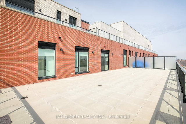 1202 - 3100 Keele Street