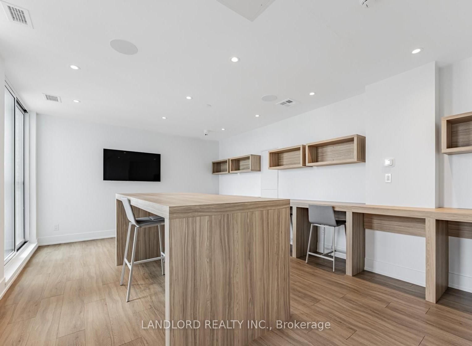 3100 Keele Street, Unit 1202 - Photo 32