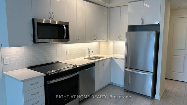 2112 - 38 Annie Craig Drive