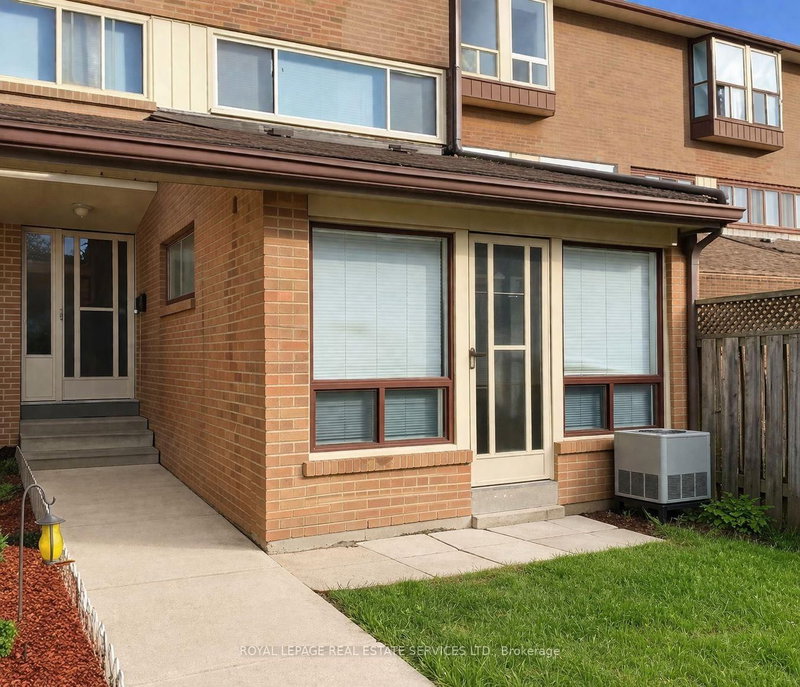 150 - 254 John Garland Blvd, Toronto, M9V 1N8 | Image 3