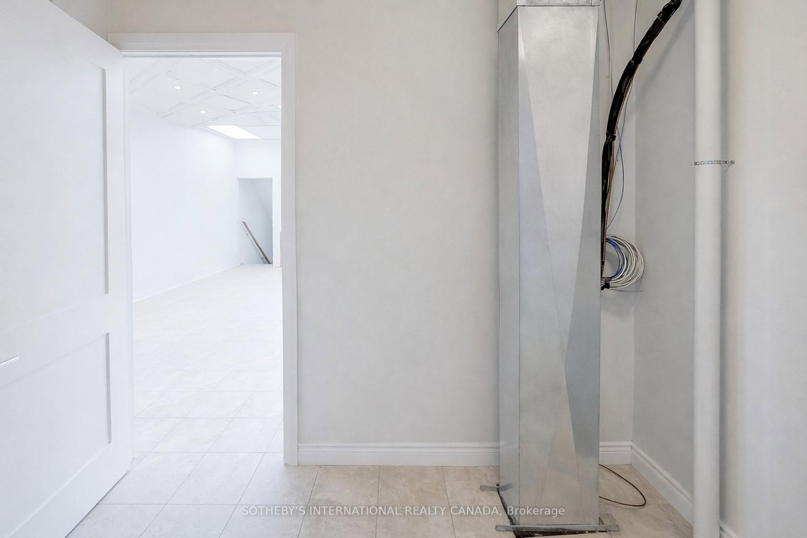 939 Lakeshore Road E - Photo 10