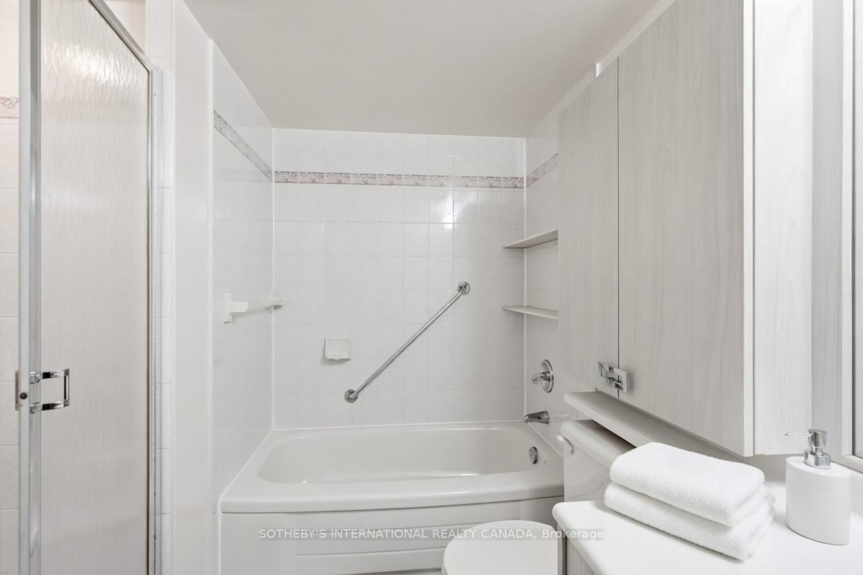 75 King Mississauga,ON L5A 4G5 — Photo 17