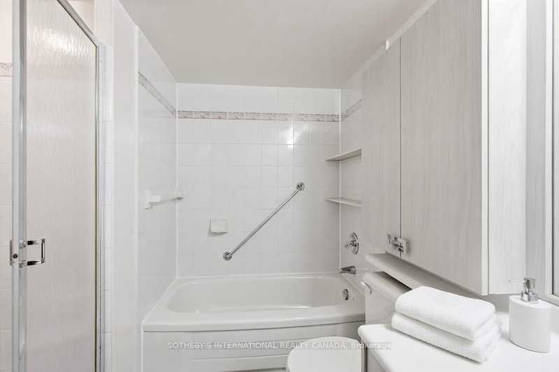 75 King Mississauga,ON L5A 4G5 — Photo 17