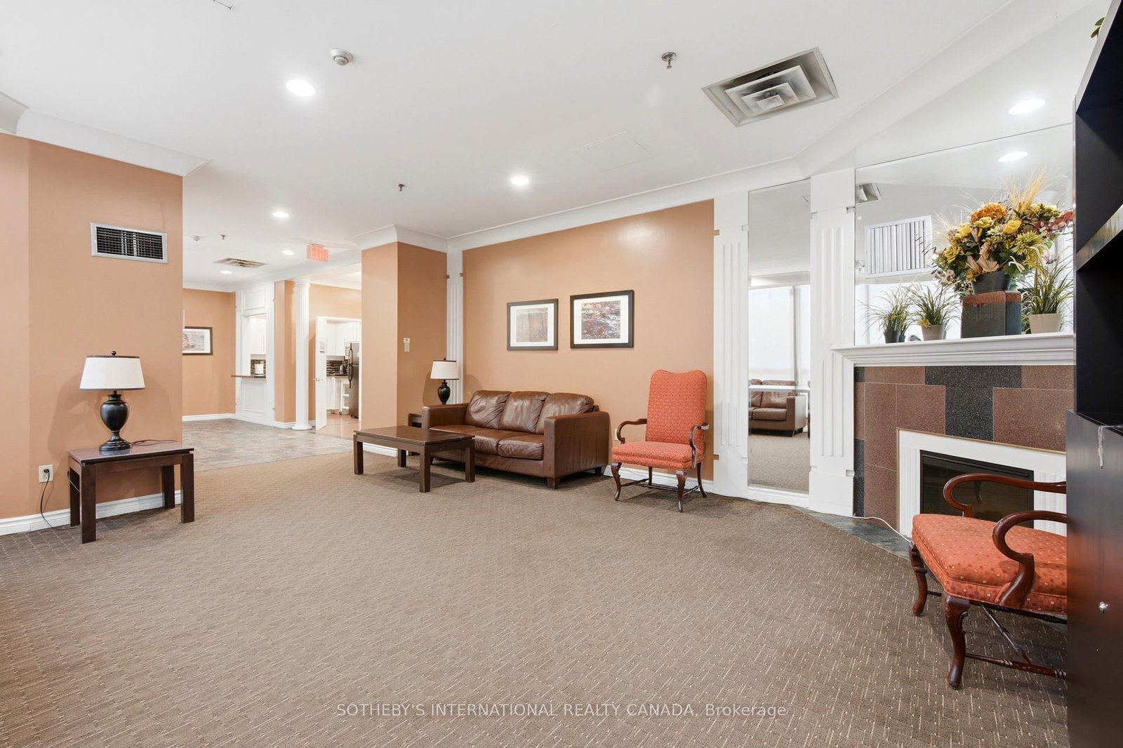 75 King Street E, Unit 1202 - Photo 11