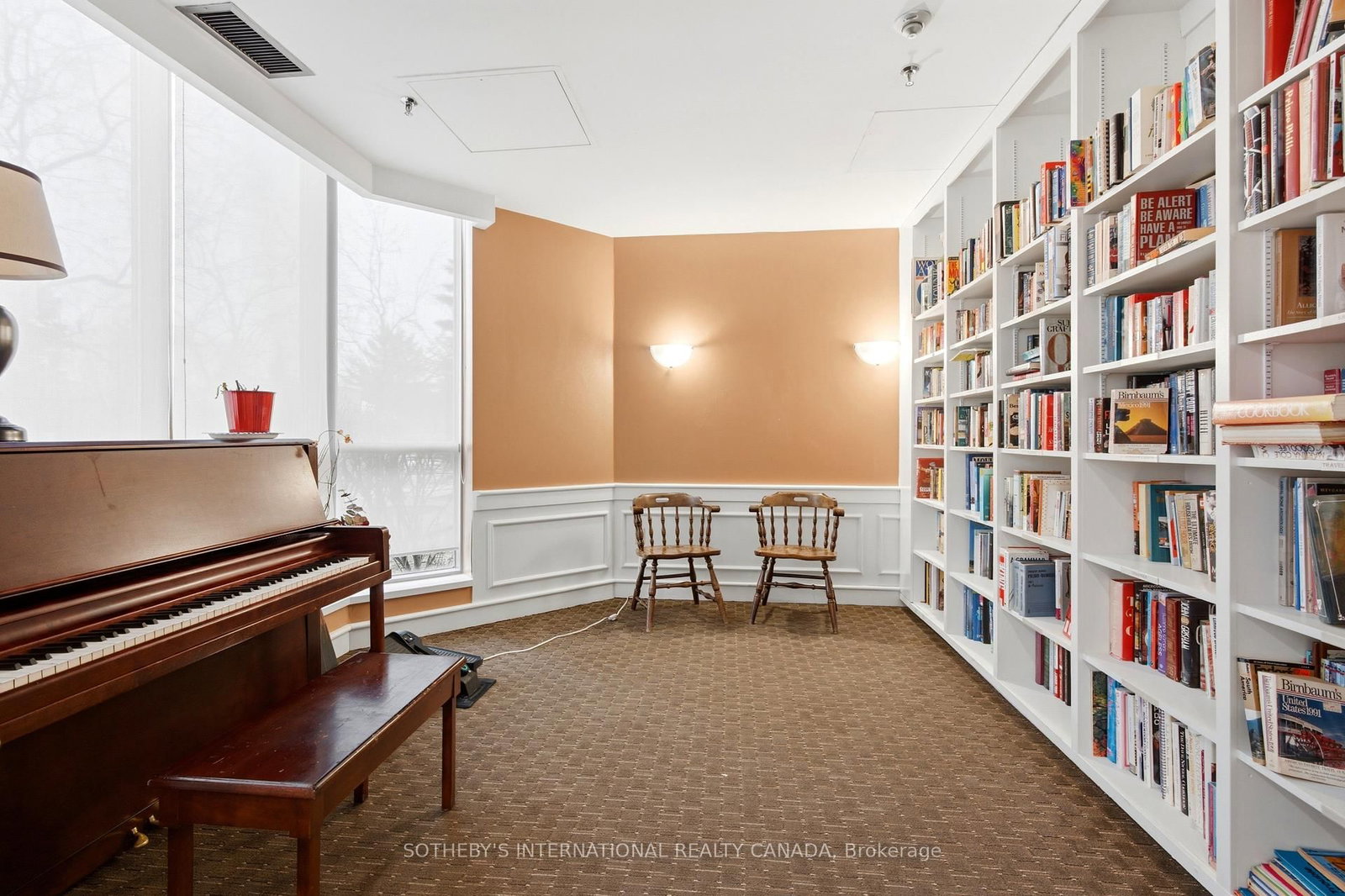 75 King Street E, Unit 1202 - Photo 12