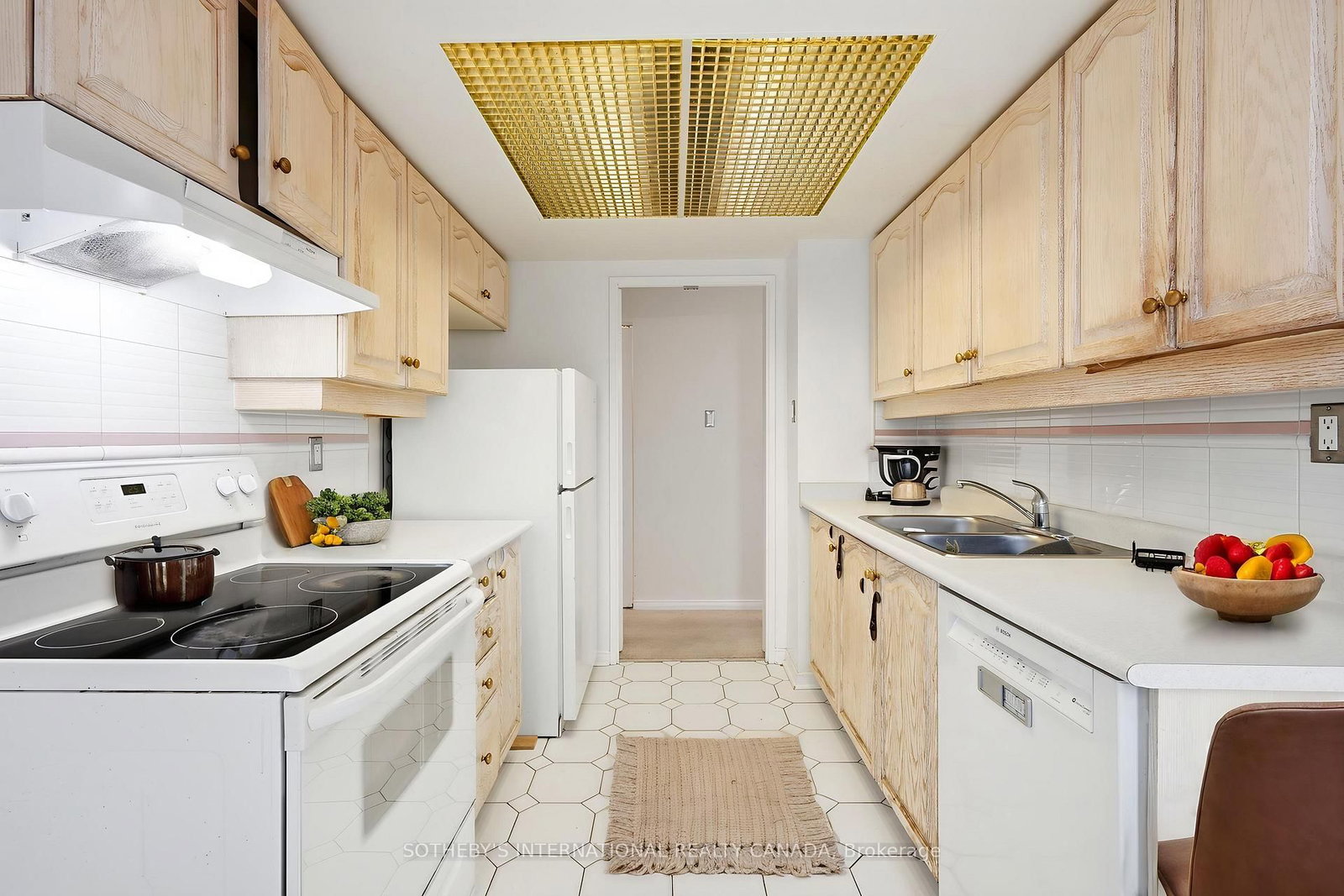 75 King Street E, Unit 1202 - Photo 23