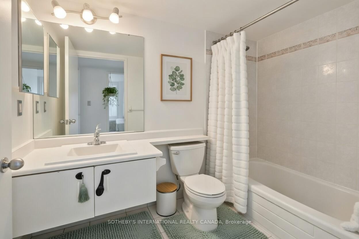 75 E King Street • #1202 • Mississauga, ON photo 28