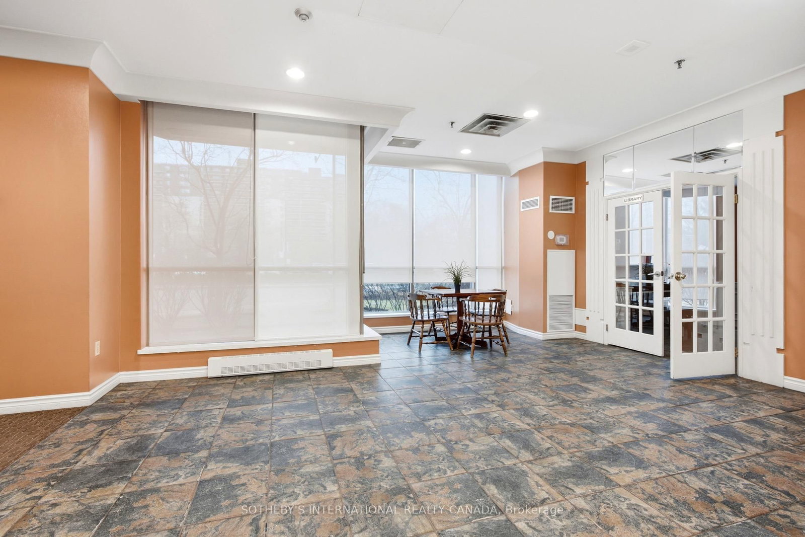 75 King Street E, Unit 1202 - Photo 9