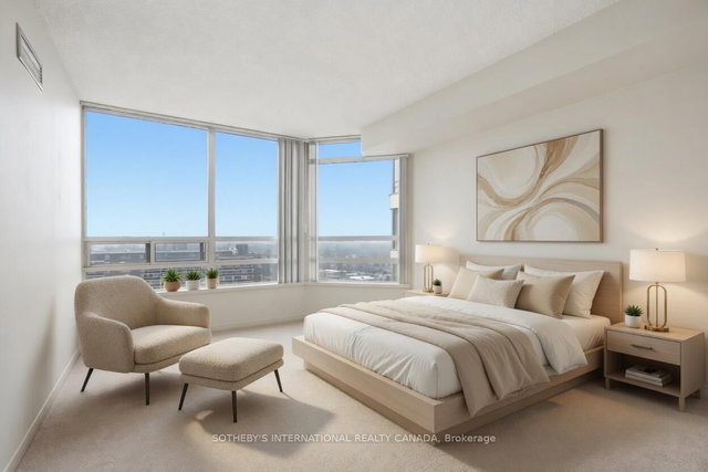 1709 - 75 King Street E