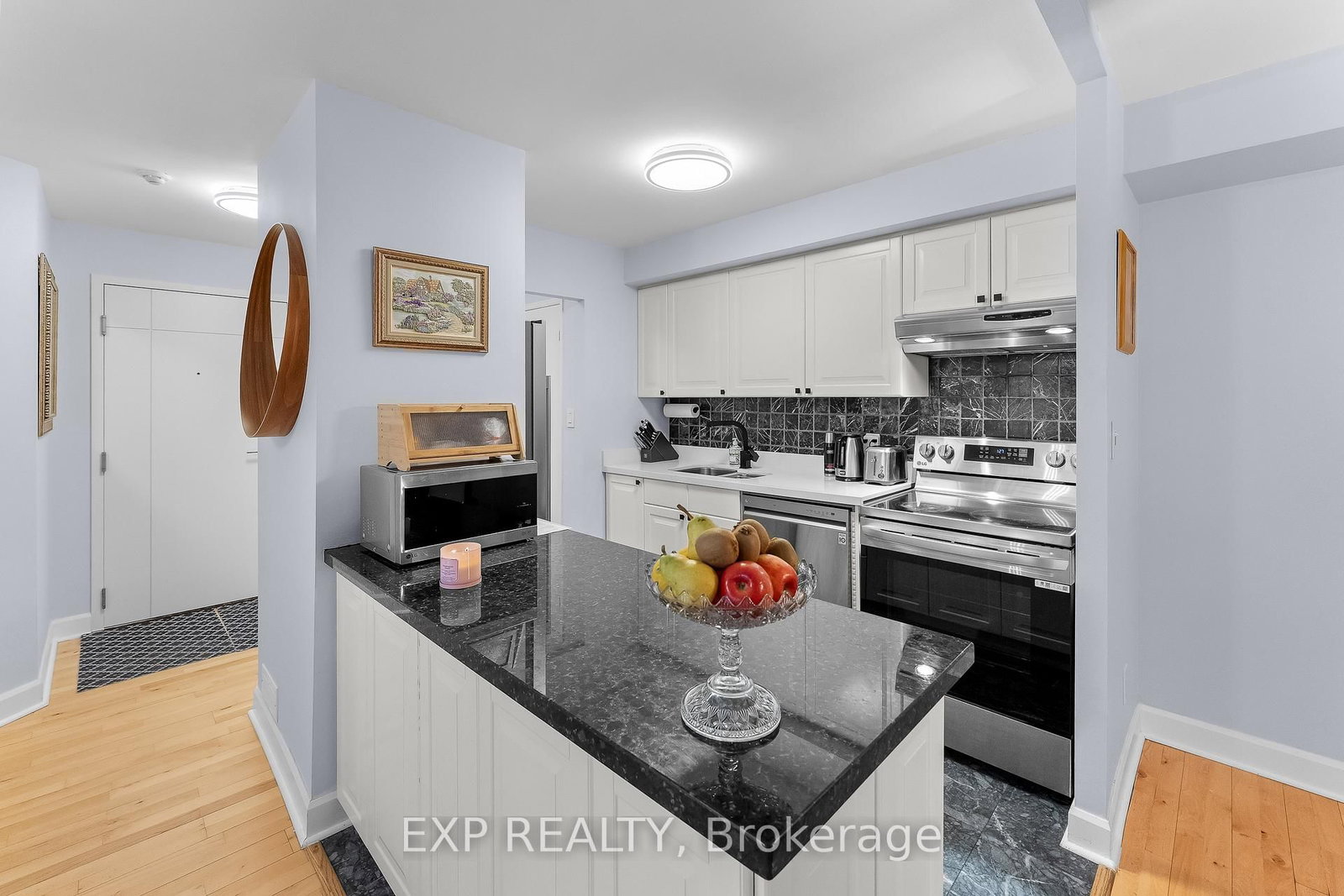 2267 Lake Shore Boulevard W, Unit 214 - Photo 12