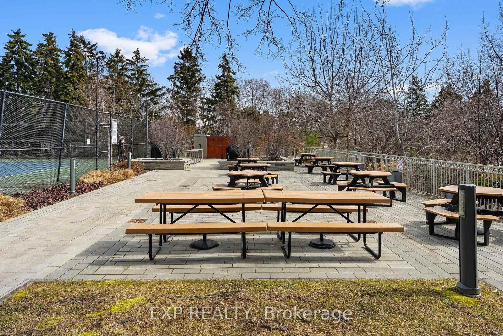 2267 Lake Shore Boulevard W, Unit 214 - Photo 27