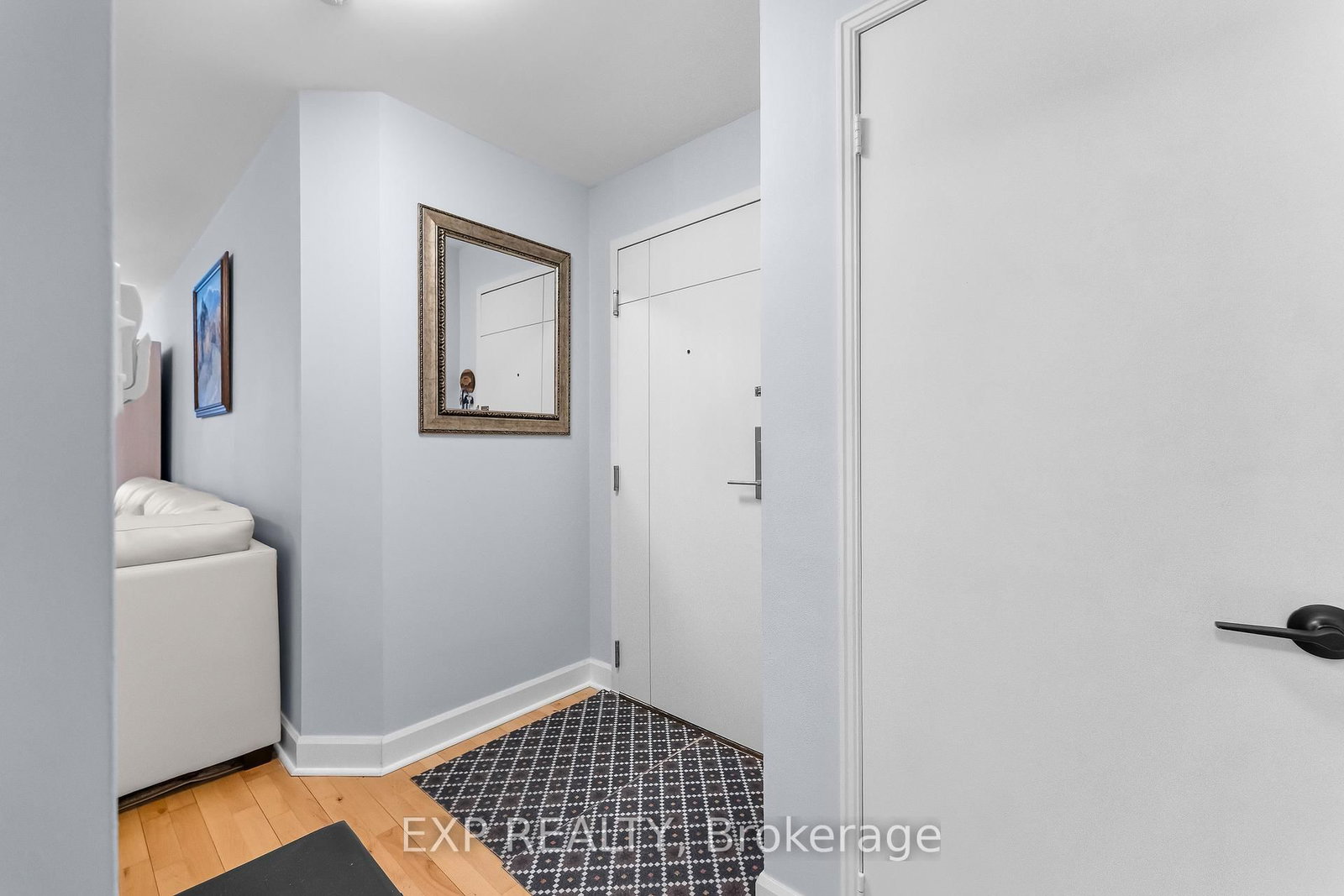 2267 Lake Shore Boulevard W, Unit 214 - Photo 4