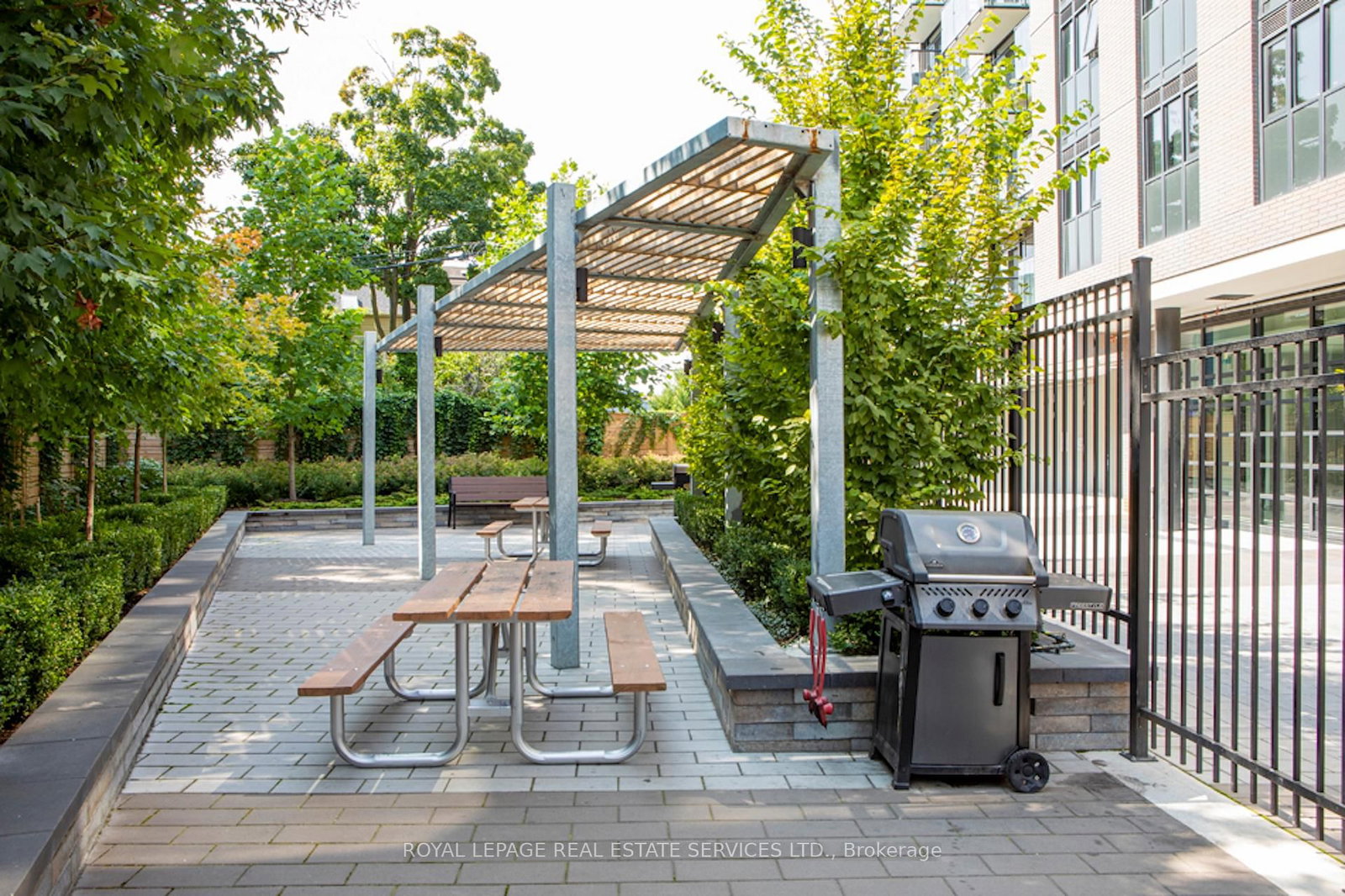 3385 Dundas Street W, Unit 606 - Photo 21