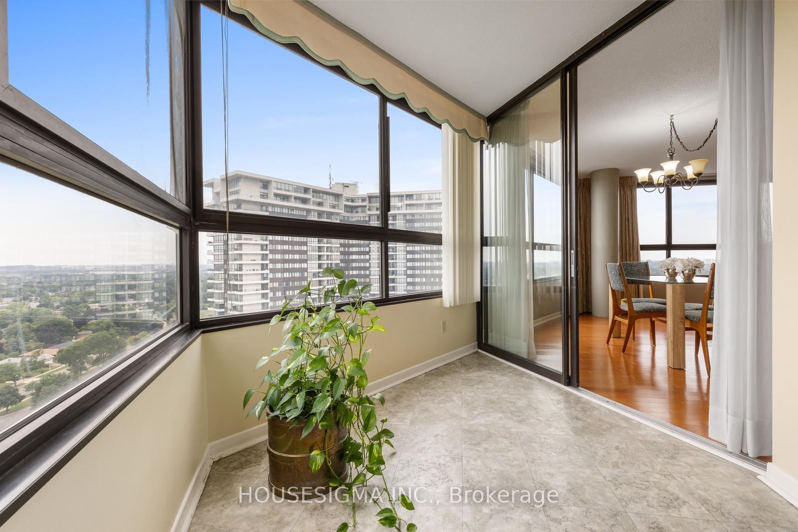 1300 Bloor Street, Unit 2010 - Photo 12