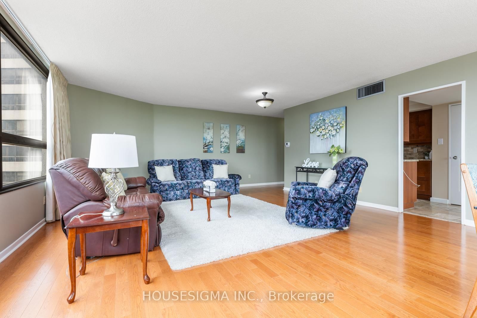 1300 Bloor Street, Unit 2010 - Photo 6