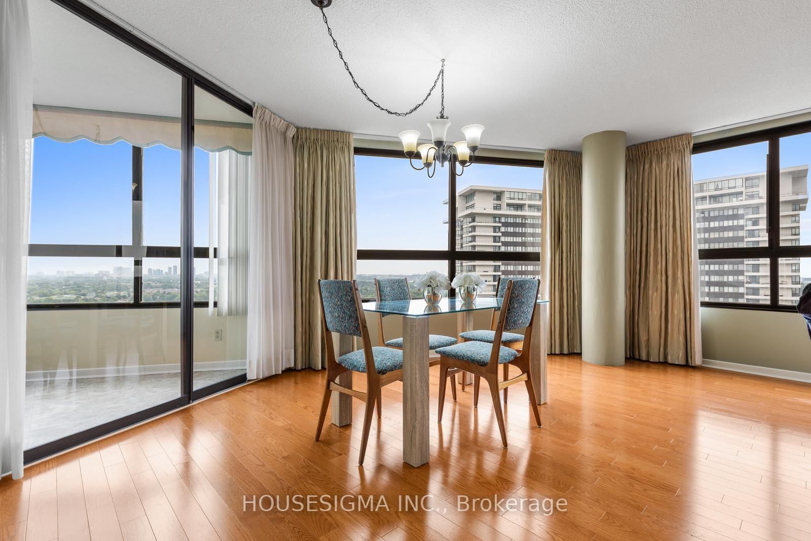 1300 Bloor Street, Unit 2010 - Photo 9