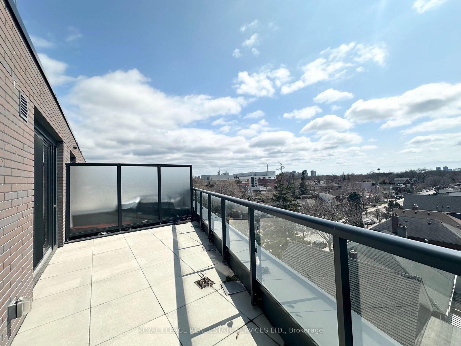 3385 Dundas Street W, Unit 623 - Photo 10