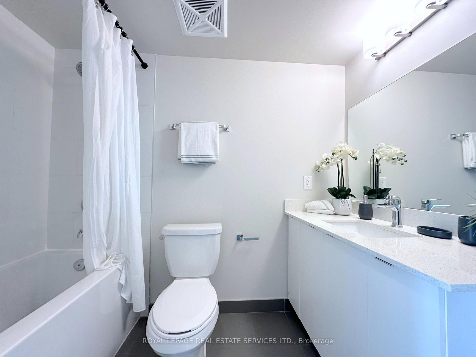 3385 Dundas Street W, Unit 623 - Photo 7