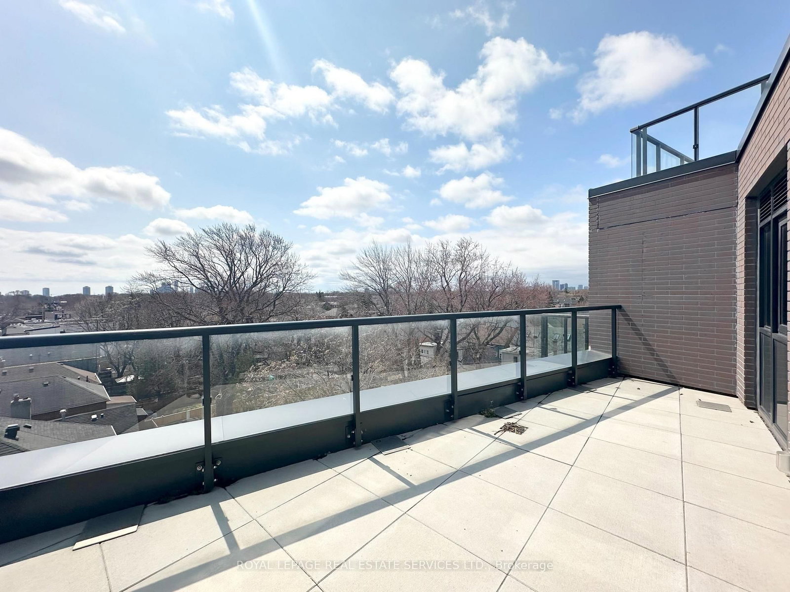 3385 Dundas Street W, Unit 623 - Photo 9