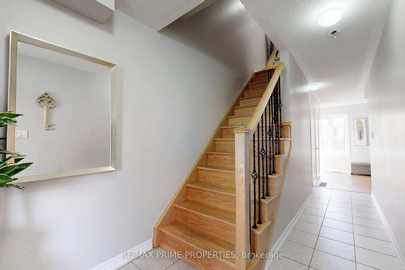 21 Sprucewood Rd, Brampton, L6Z 0J0 | Image 3