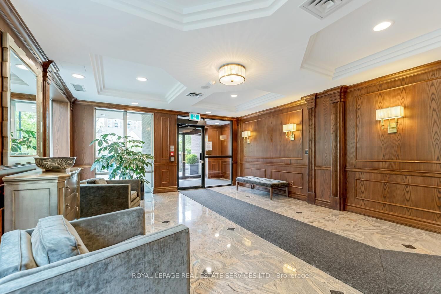 17 Michael Power Place, Unit 311 - Photo 2