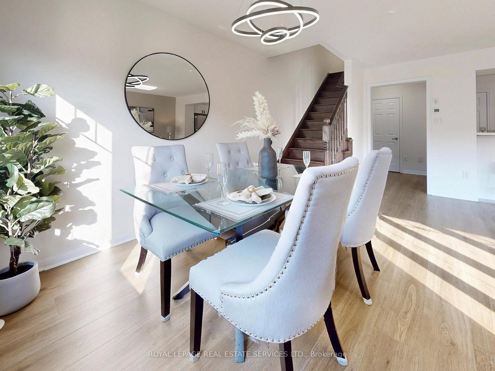 Townhouse for sale at 918 Nadalin Heights, Milton, Ontario, L9T 8R1 - Willmott - MLS: W12994648