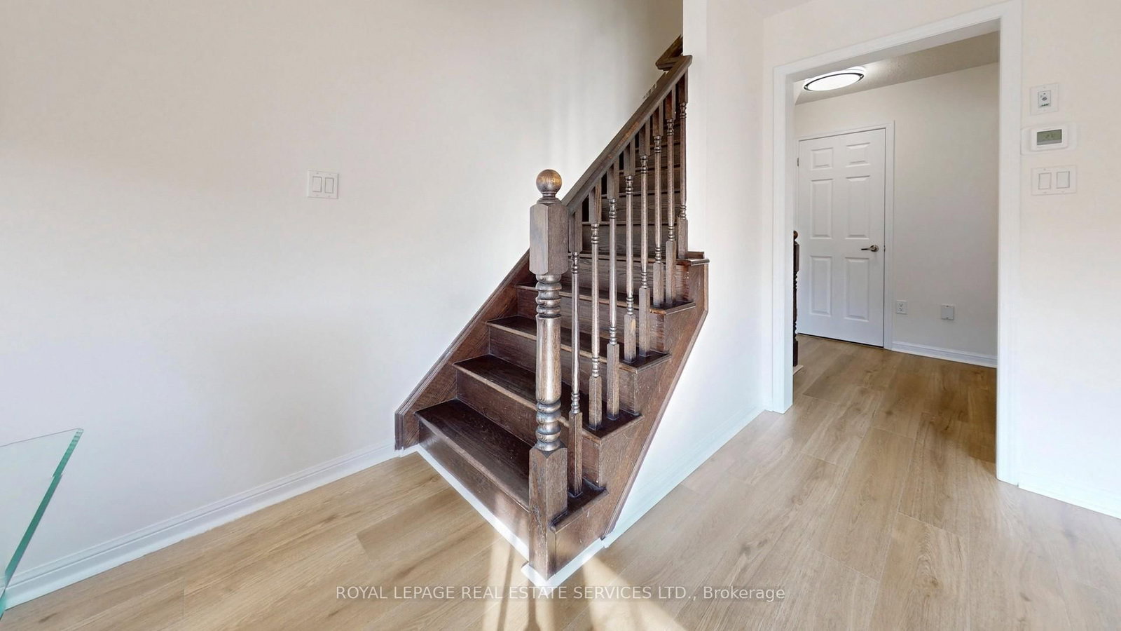 Townhouse for sale at 918 Nadalin Heights, Milton, Ontario, L9T 8R1 - Willmott - MLS: W12994648