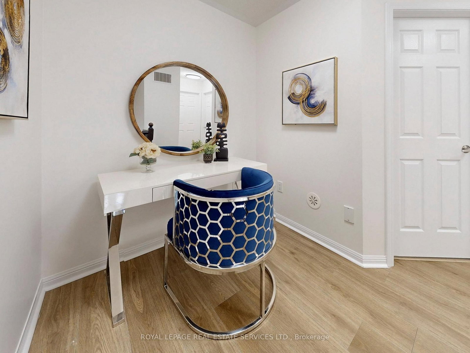 Townhouse for sale at 918 Nadalin Heights, Milton, Ontario, L9T 8R1 - Willmott - MLS: W12994648