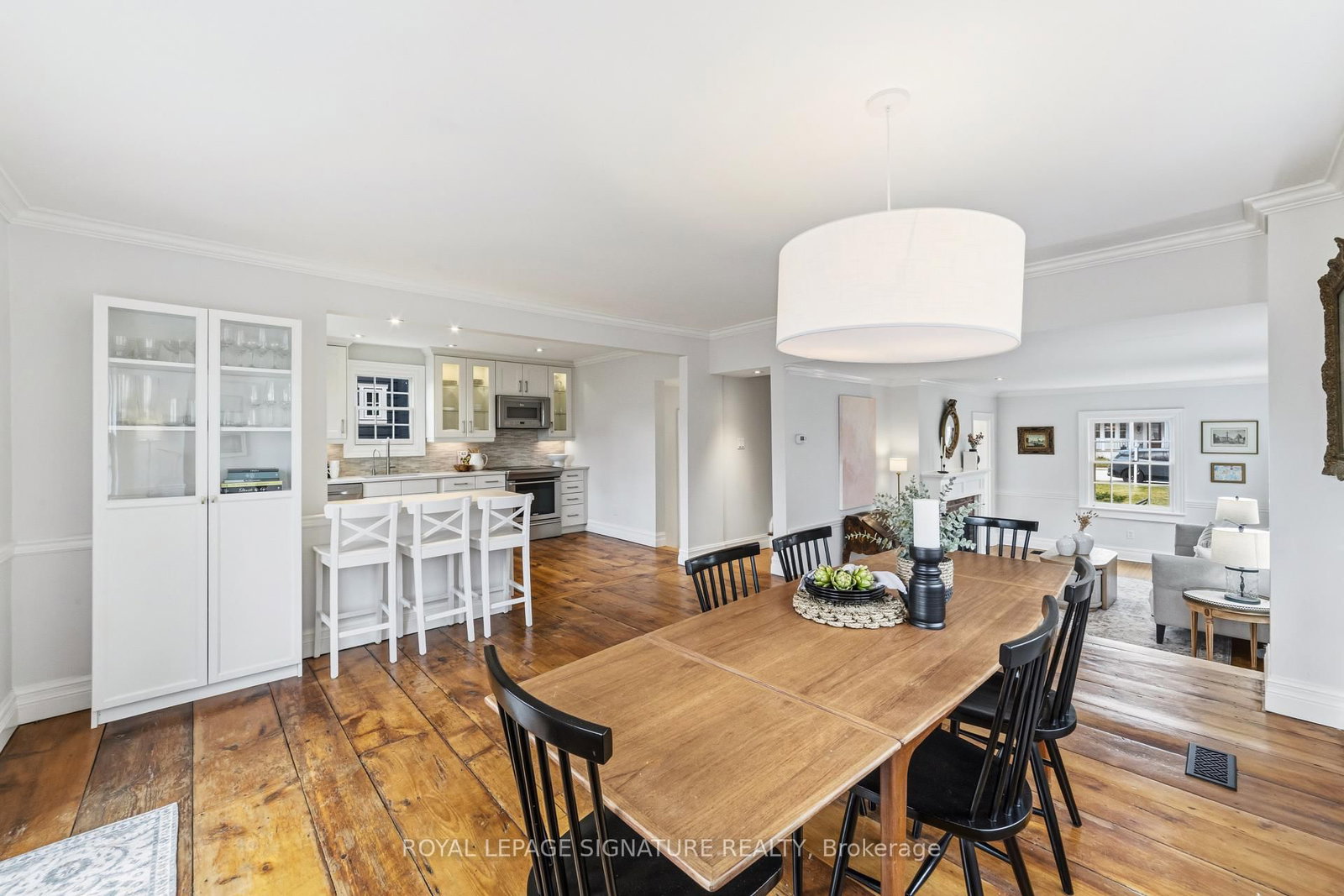 348 Douglas Avenue - Photo 10