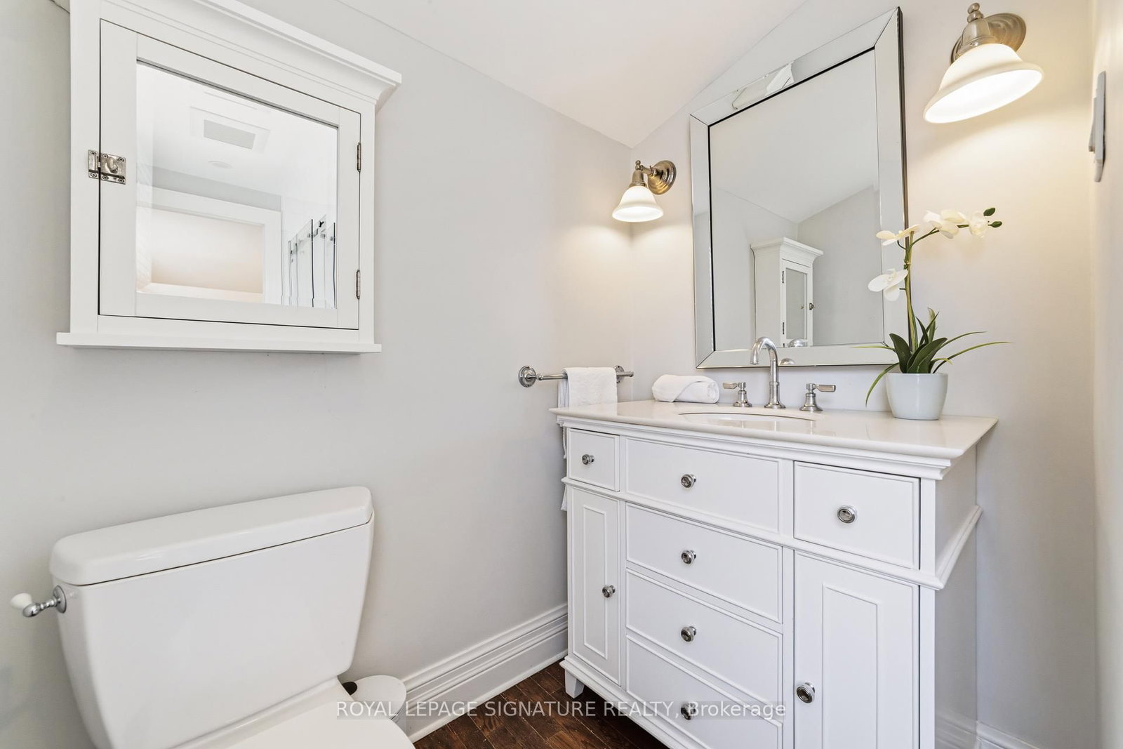 Detached House for sale at 348 Douglas Avenue, Oakville, Ontario, L6J 3S6 - Old Oakville - MLS: W12994708