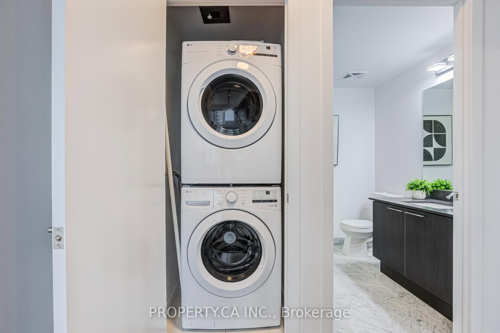 10 Park Lawn Road, Unit 1501 - Photo 17