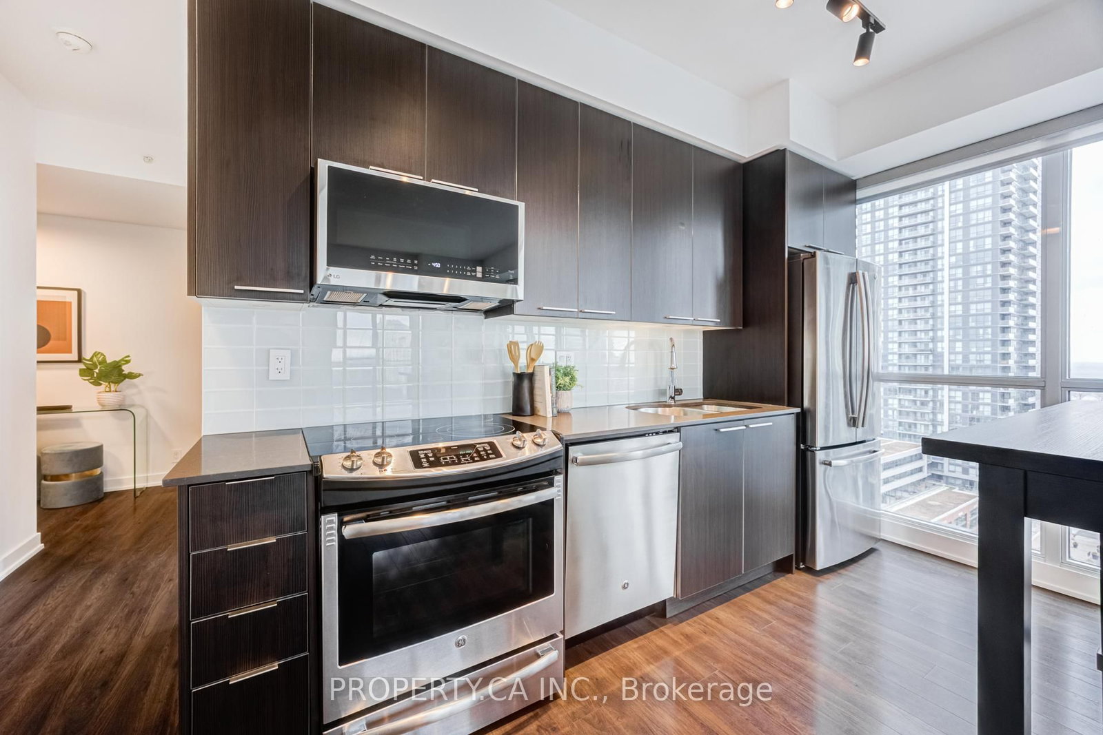10 Park Lawn Road, Unit 1501 - Photo 7