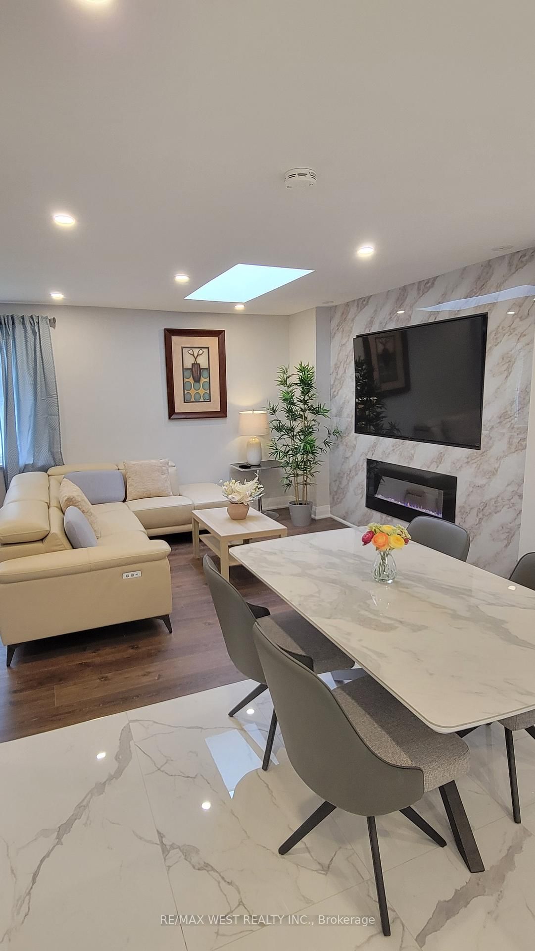 1087 Albertson Crescent, Unit Main Floor - Photo 13