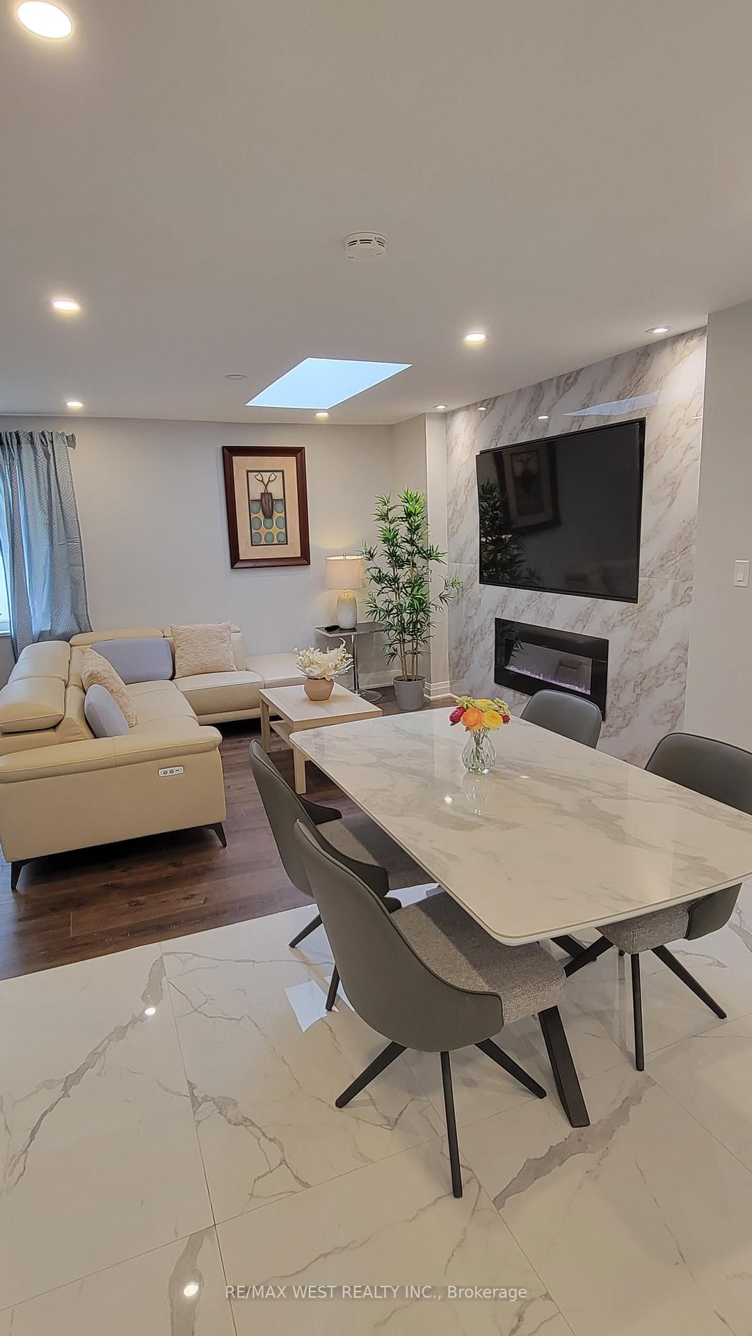 1087 Albertson Crescent, Unit Main Floor - Photo 19