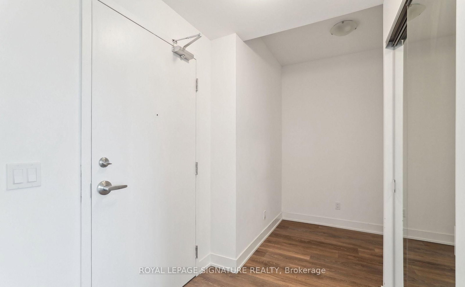 297 Oakwalk Drive, Unit 2005 - Photo 7