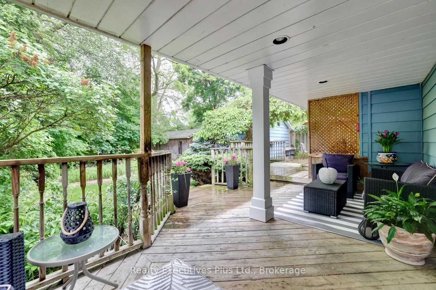 Detached House for sale at 322 Pine Avenue, Oakville, Ontario, L6J 2J9 - Old Oakville - MLS: W12994980