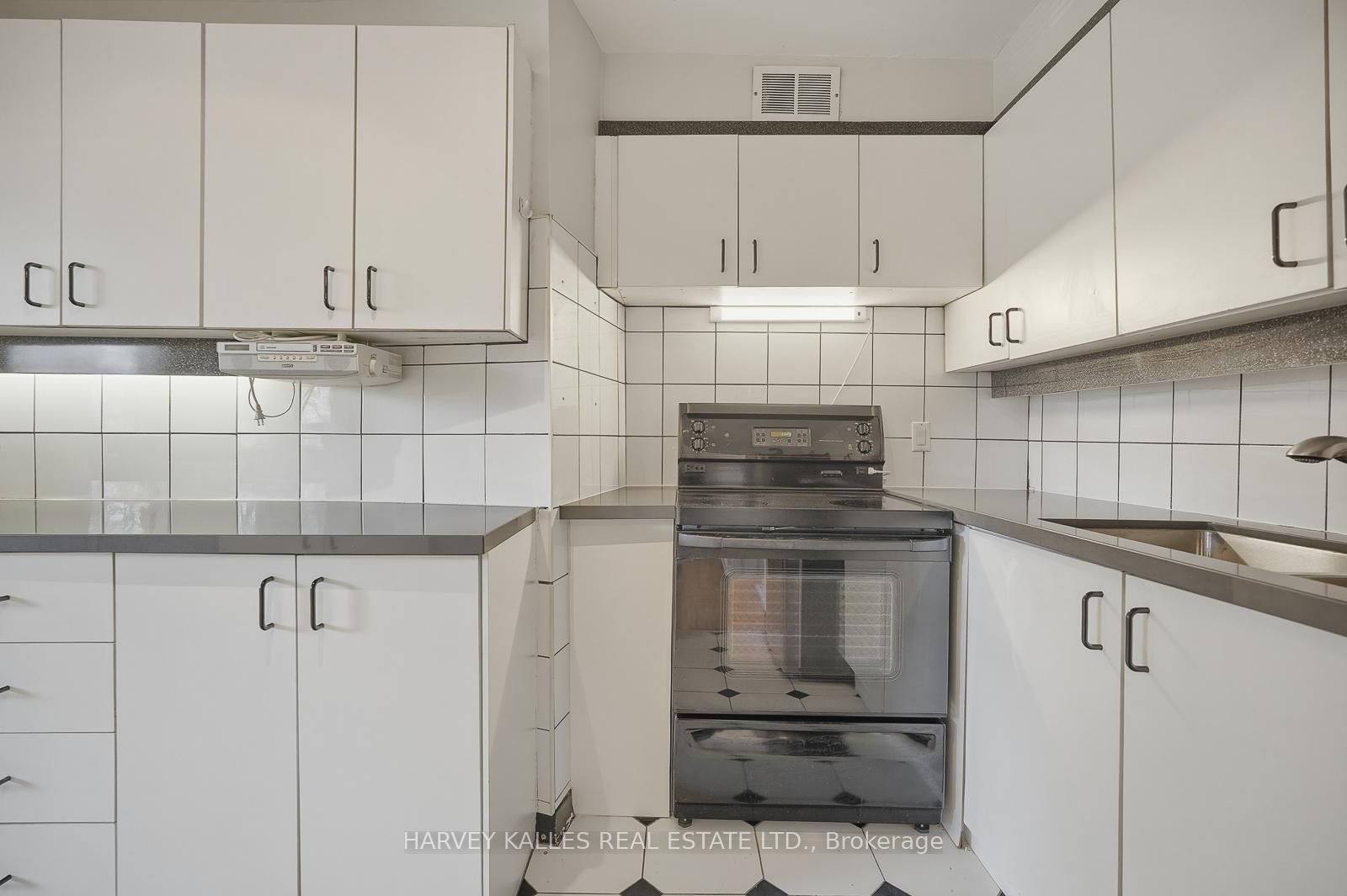 80 Coe Hill Drive, Unit 206 - Photo 12