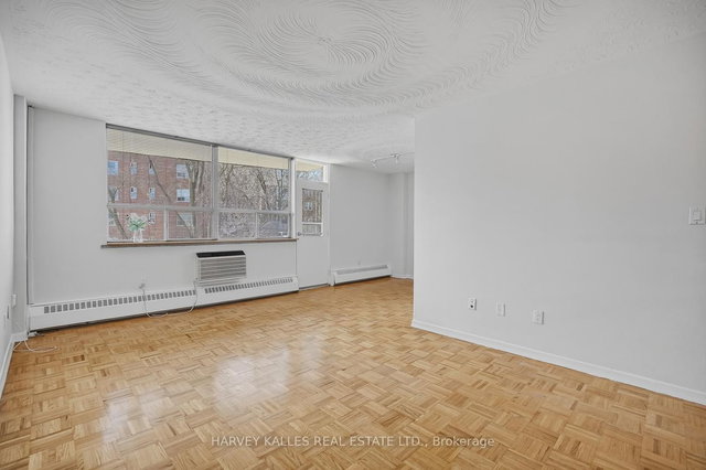 206 - 80 Coe Hill Drive