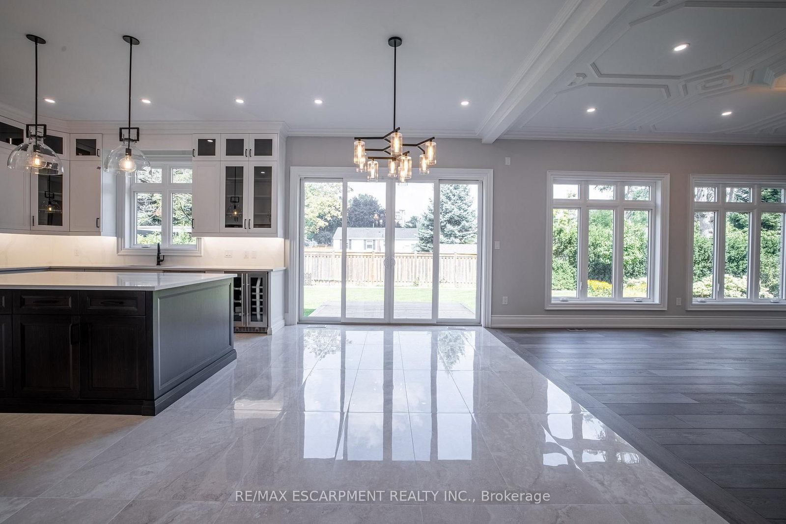 31 Bayside Court - Photo 13