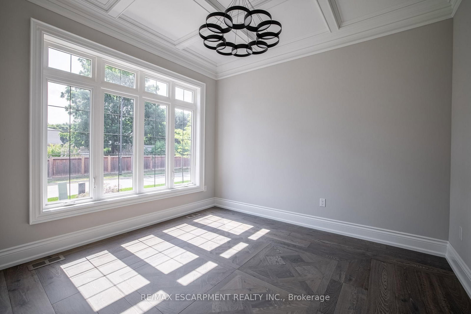 31 Bayside Court - Photo 6