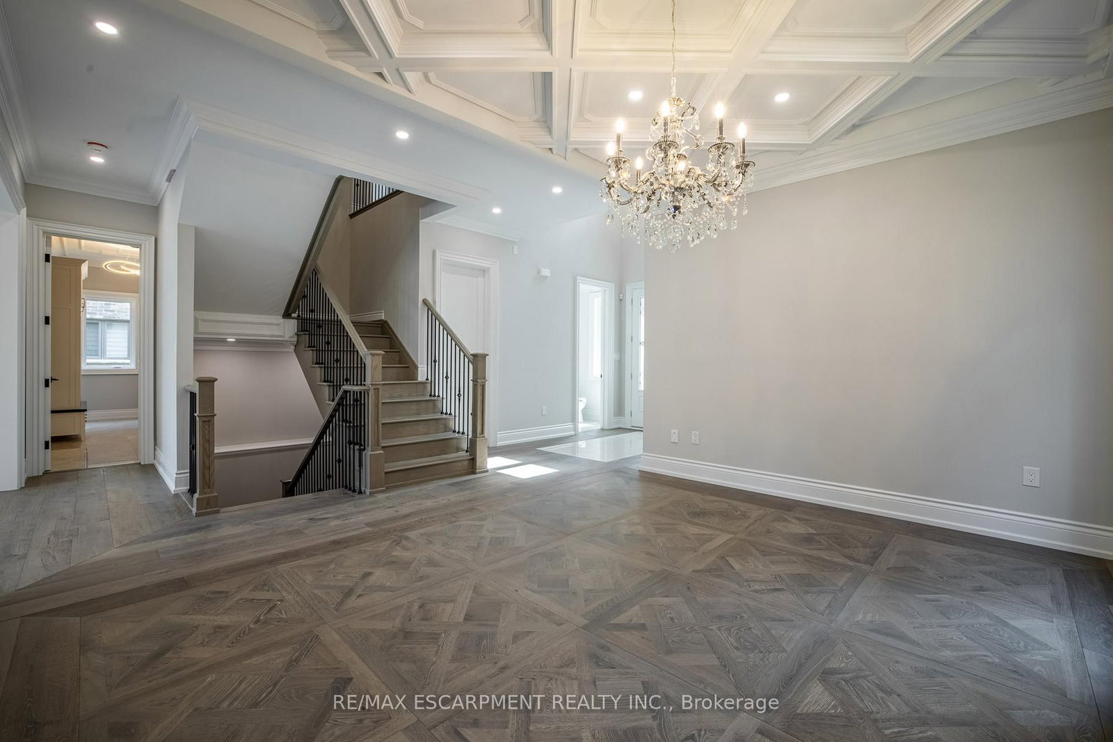 31 Bayside Court - Photo 8