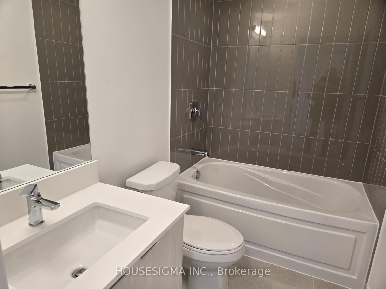 225 Malta Avenue, Unit 1805 - Photo 15