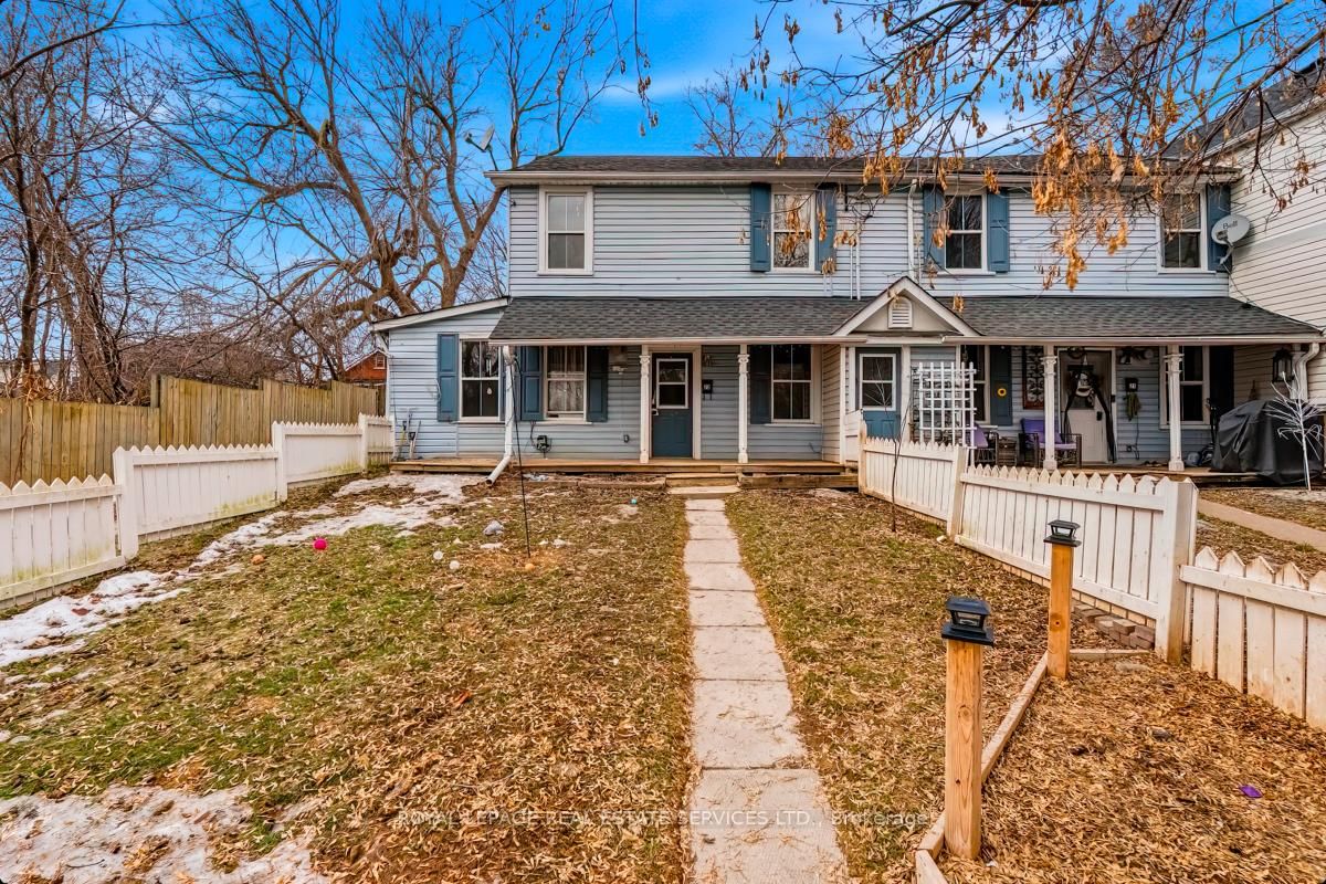 23 Church Street W, Unit 21