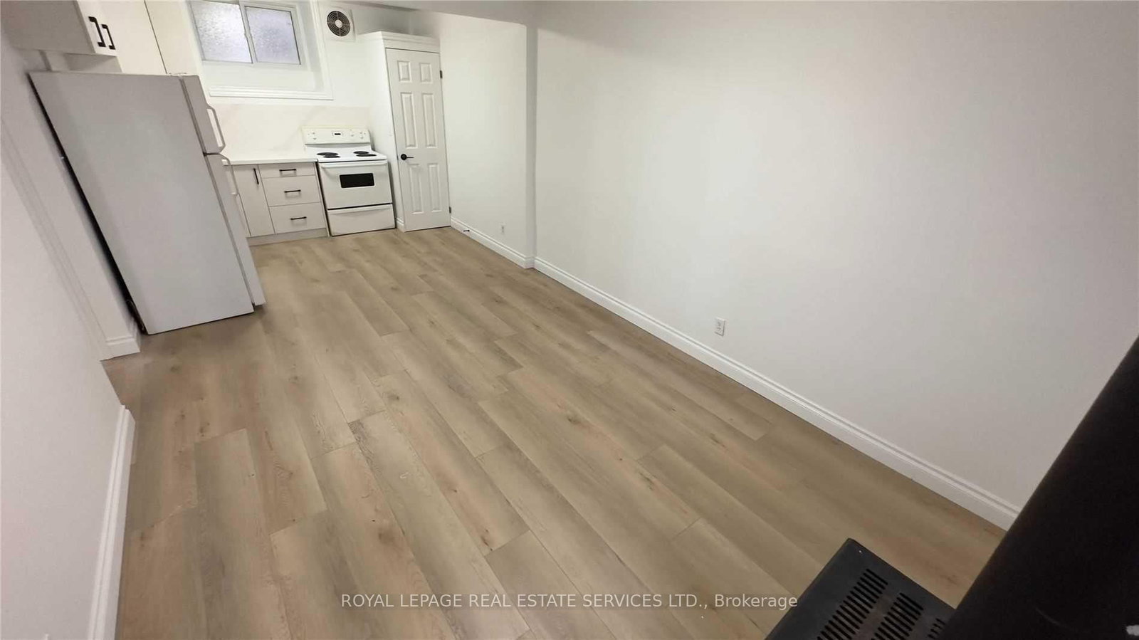 23 Church Street W, Unit 21 - Photo 3