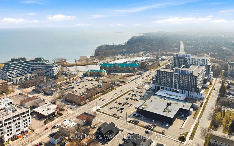 2432-2452 Lakeshore Rd & 77, 87, & 93 Bronte Rd, Oakville, L6L 1H7 | Image 2