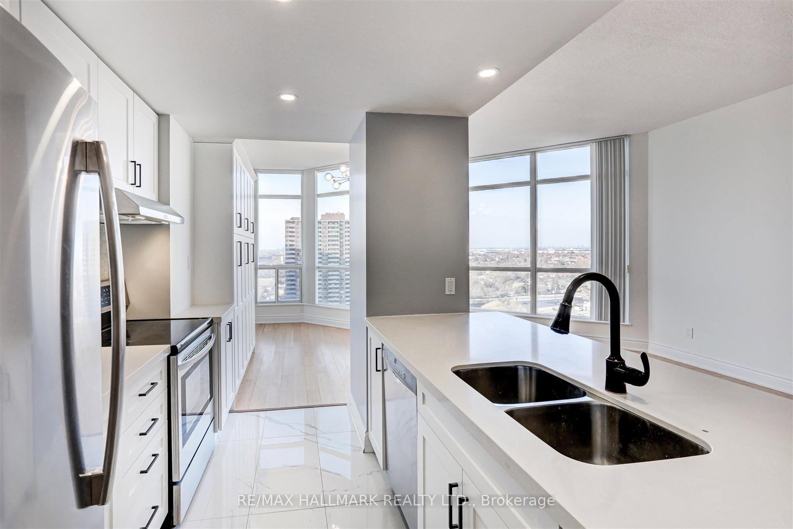 5 Rowntree Road, Unit 1916 Penthouse - Photo 14